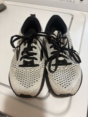 Women’s Brooks  Black and White Knit Running Sneakers